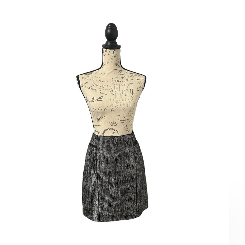 White House Black Market Black Tweed Skirt. Size 2. Like new.